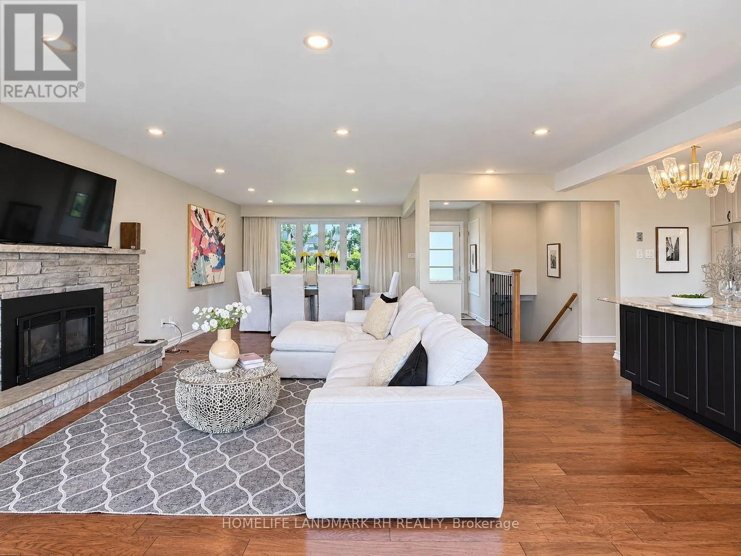 91 RIVEREDGE DRIVE