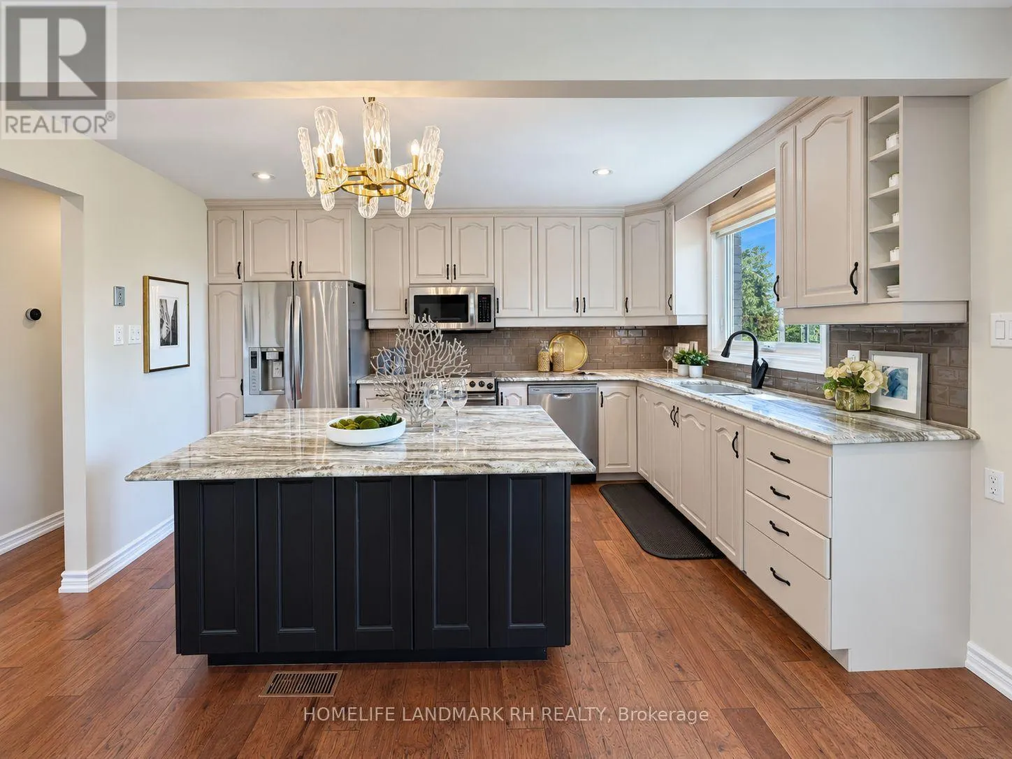 91 RIVEREDGE DRIVE