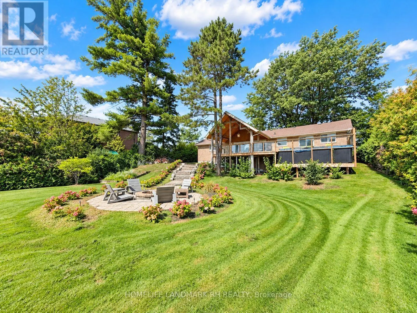 91 RIVEREDGE DRIVE