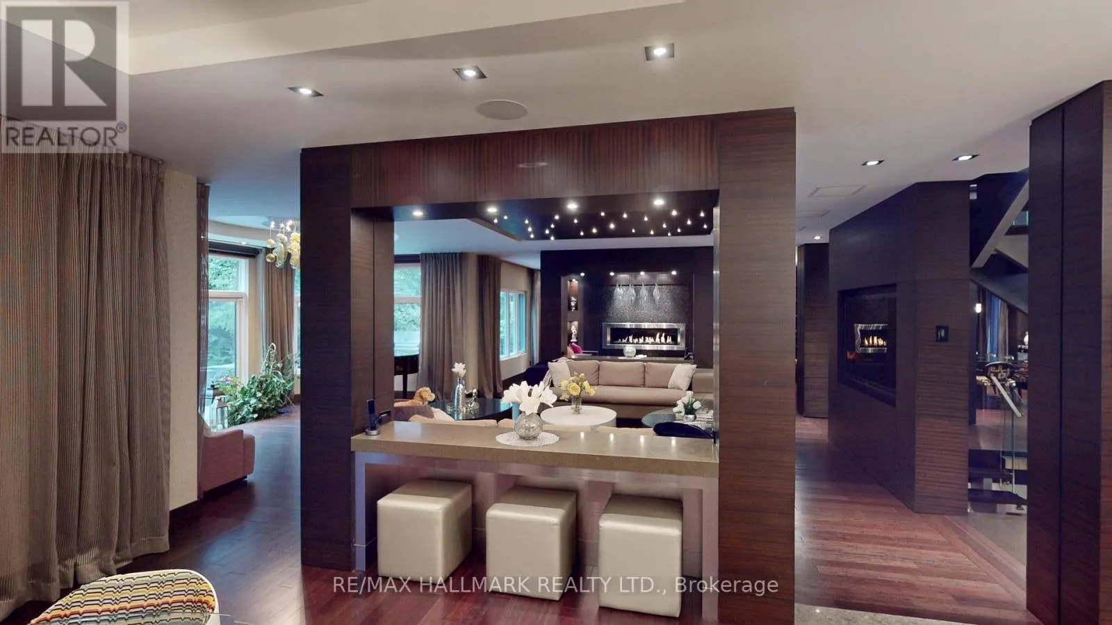 101 LONGVIEW CRESCENT
