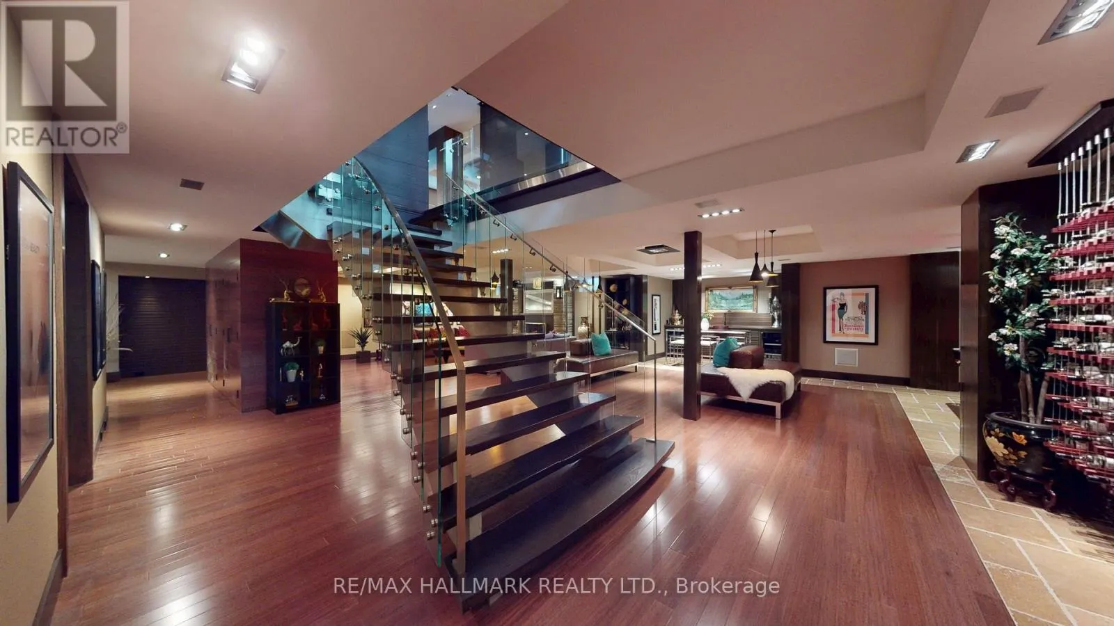 101 LONGVIEW CRESCENT