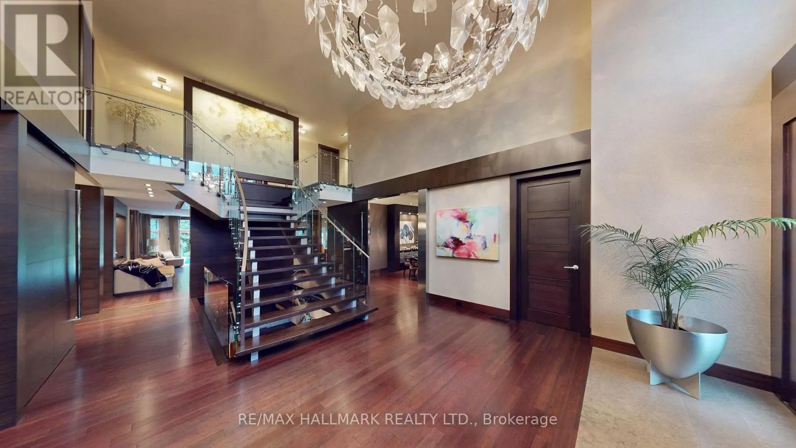 101 LONGVIEW CRESCENT