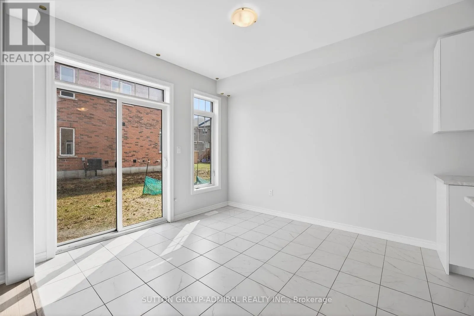 2237 GRAINGER LOOP