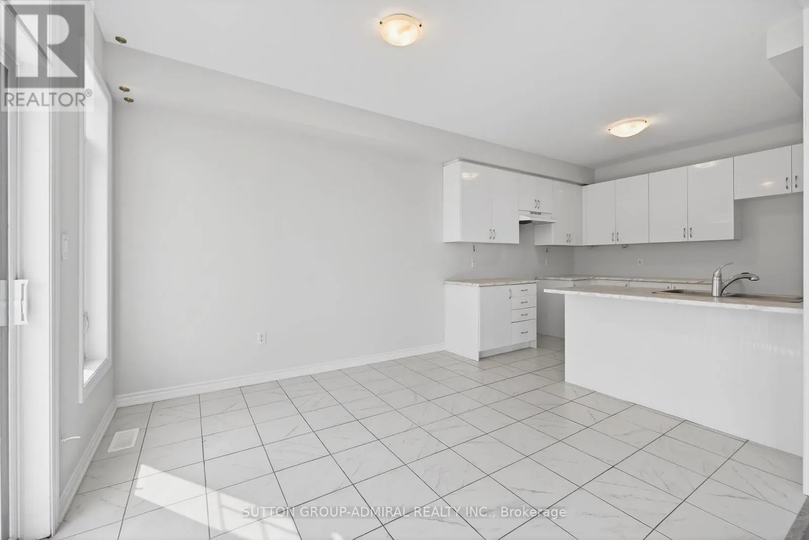 2237 GRAINGER LOOP