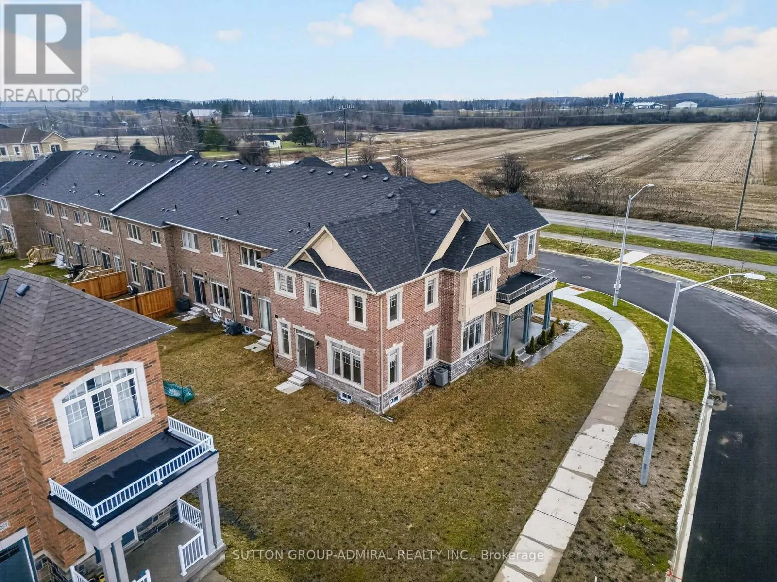 2237 GRAINGER LOOP