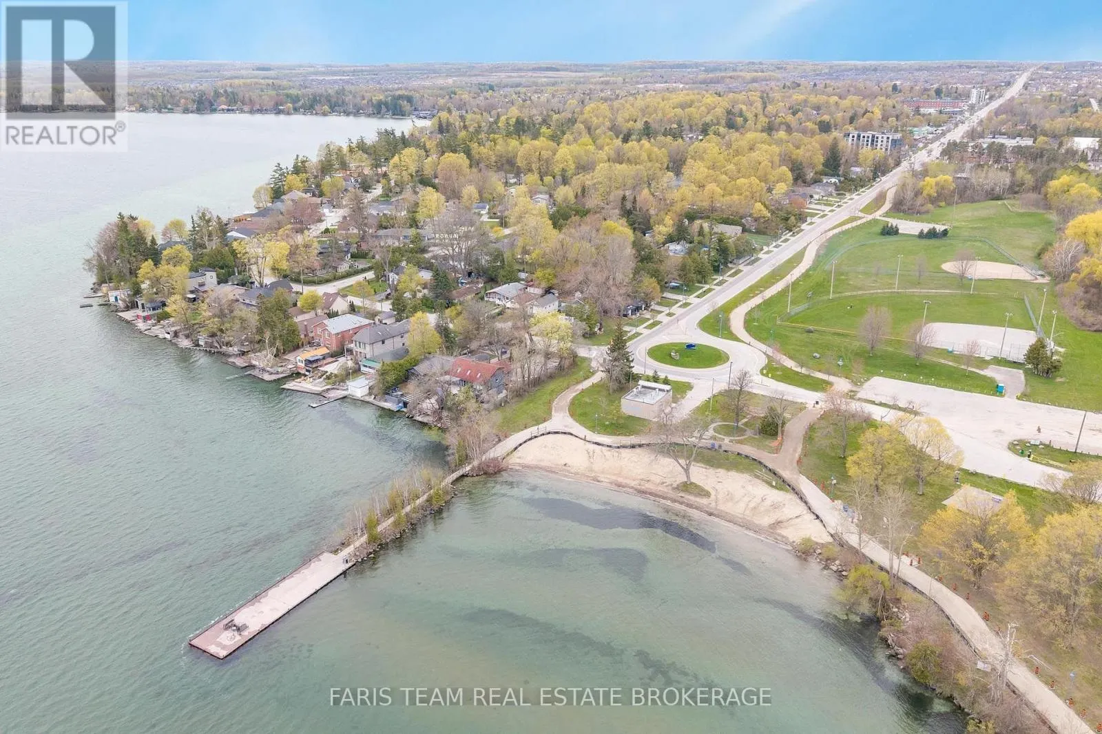 687 INNISFIL BEACH ROAD