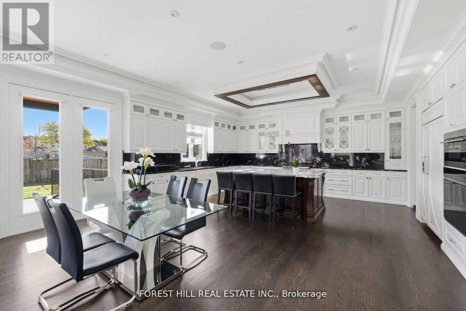 39 PATRICIA DRIVE E