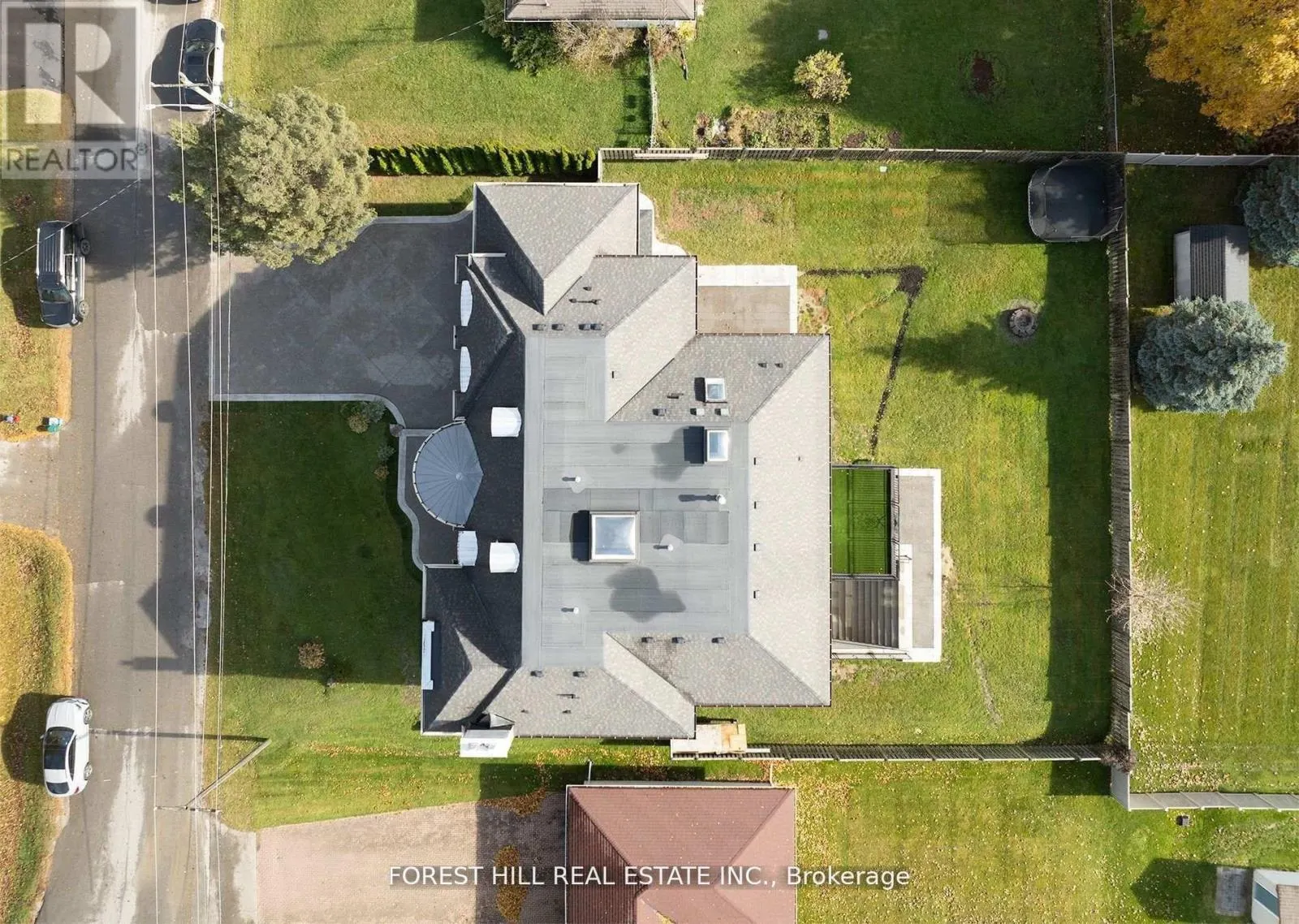 39 PATRICIA DRIVE E