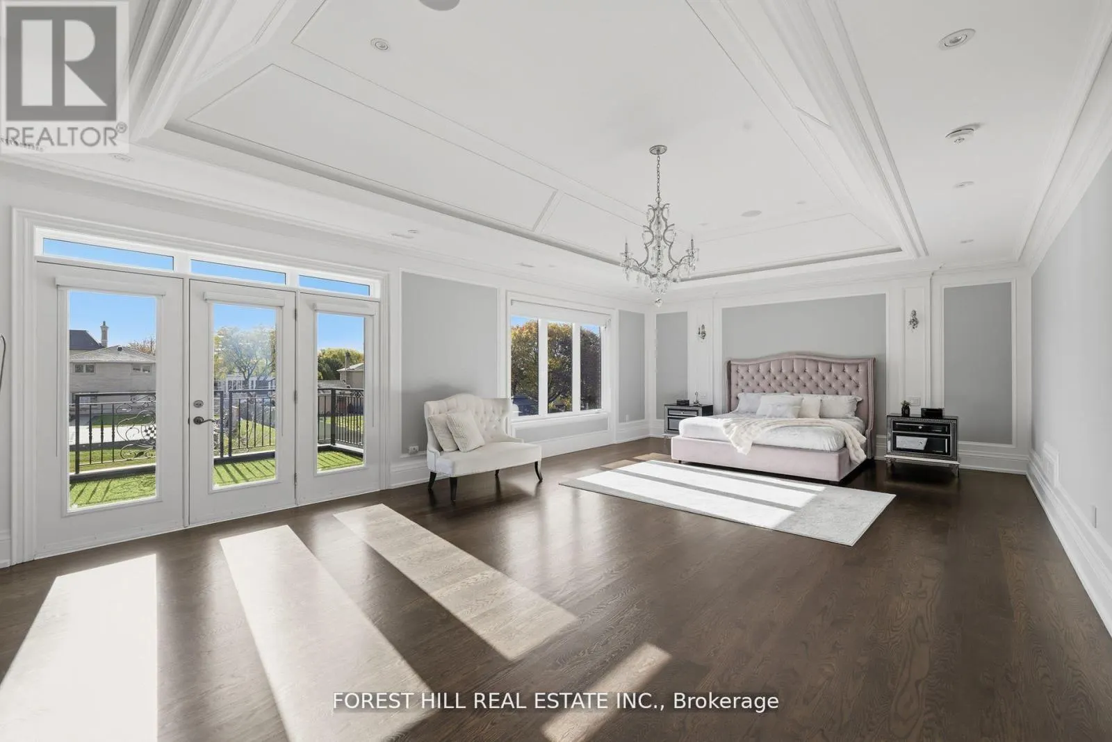 39 PATRICIA DRIVE E