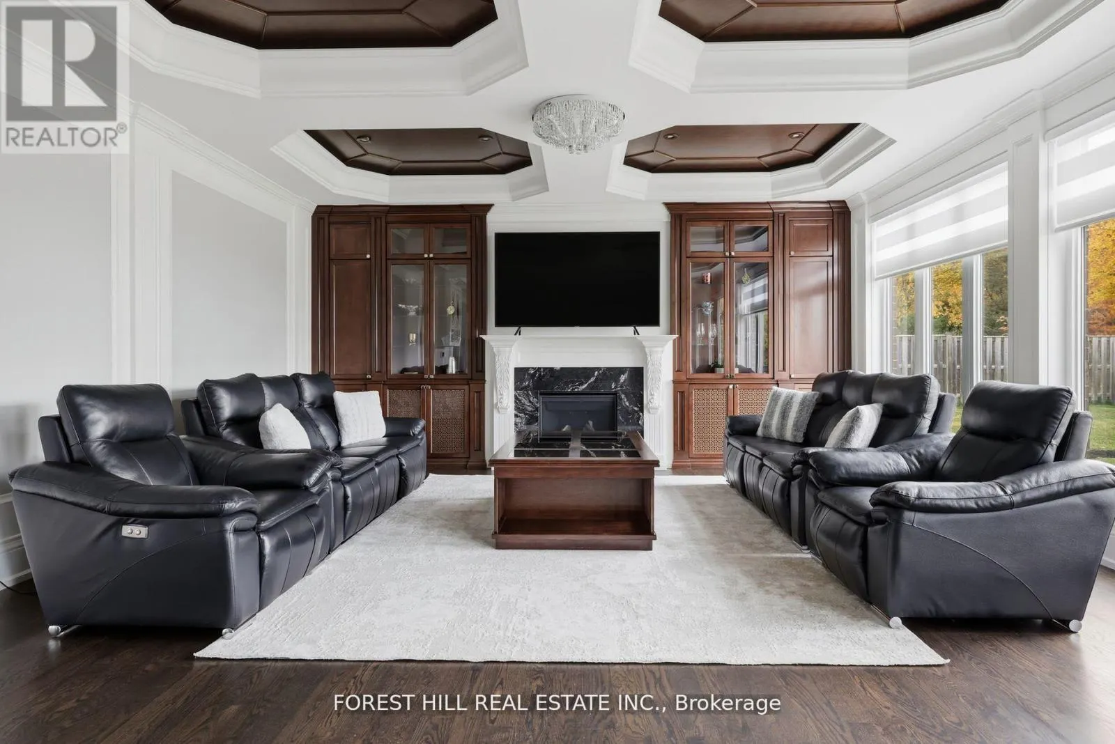 39 PATRICIA DRIVE E