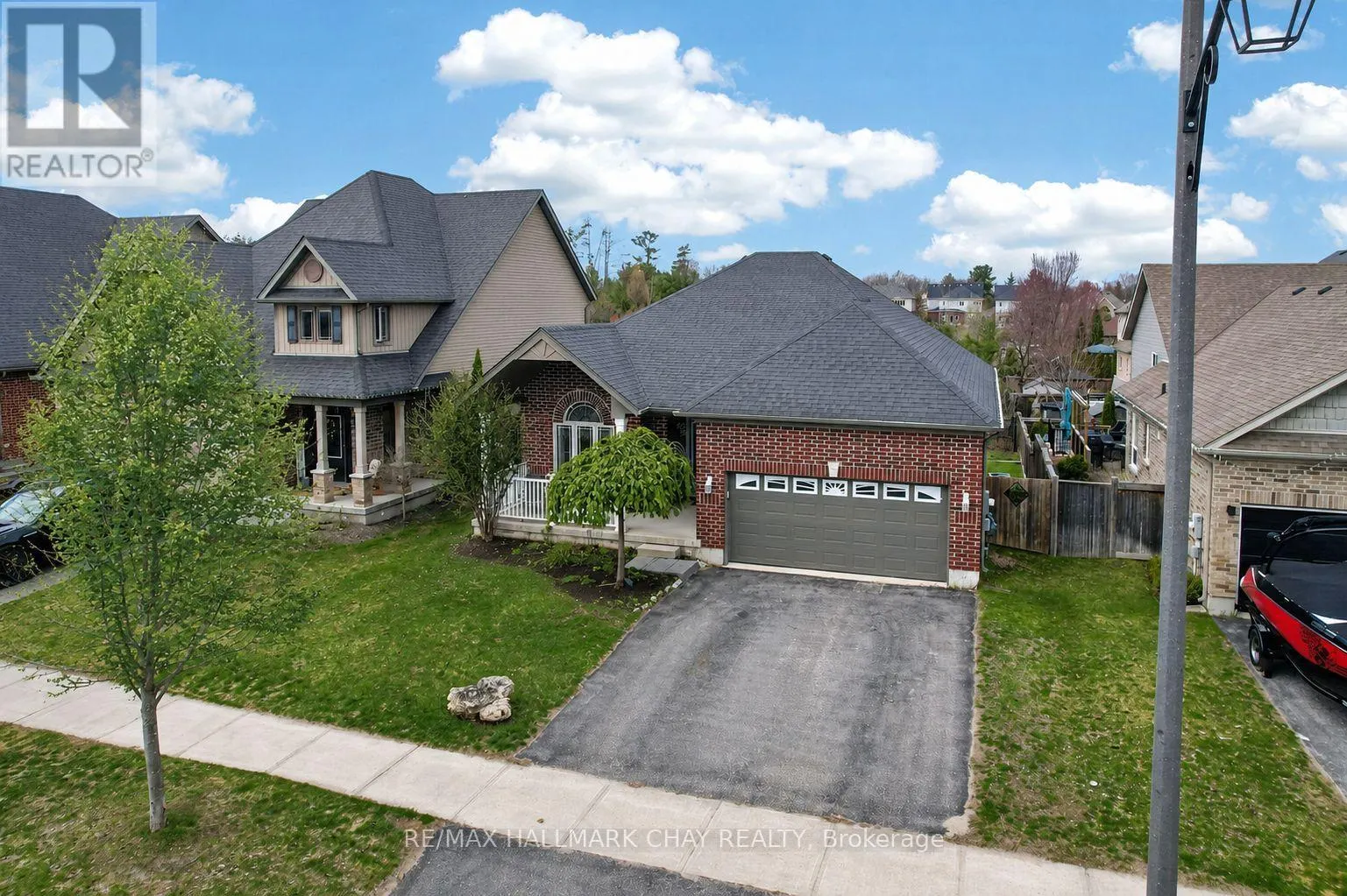 60 BROWNLEY LANE