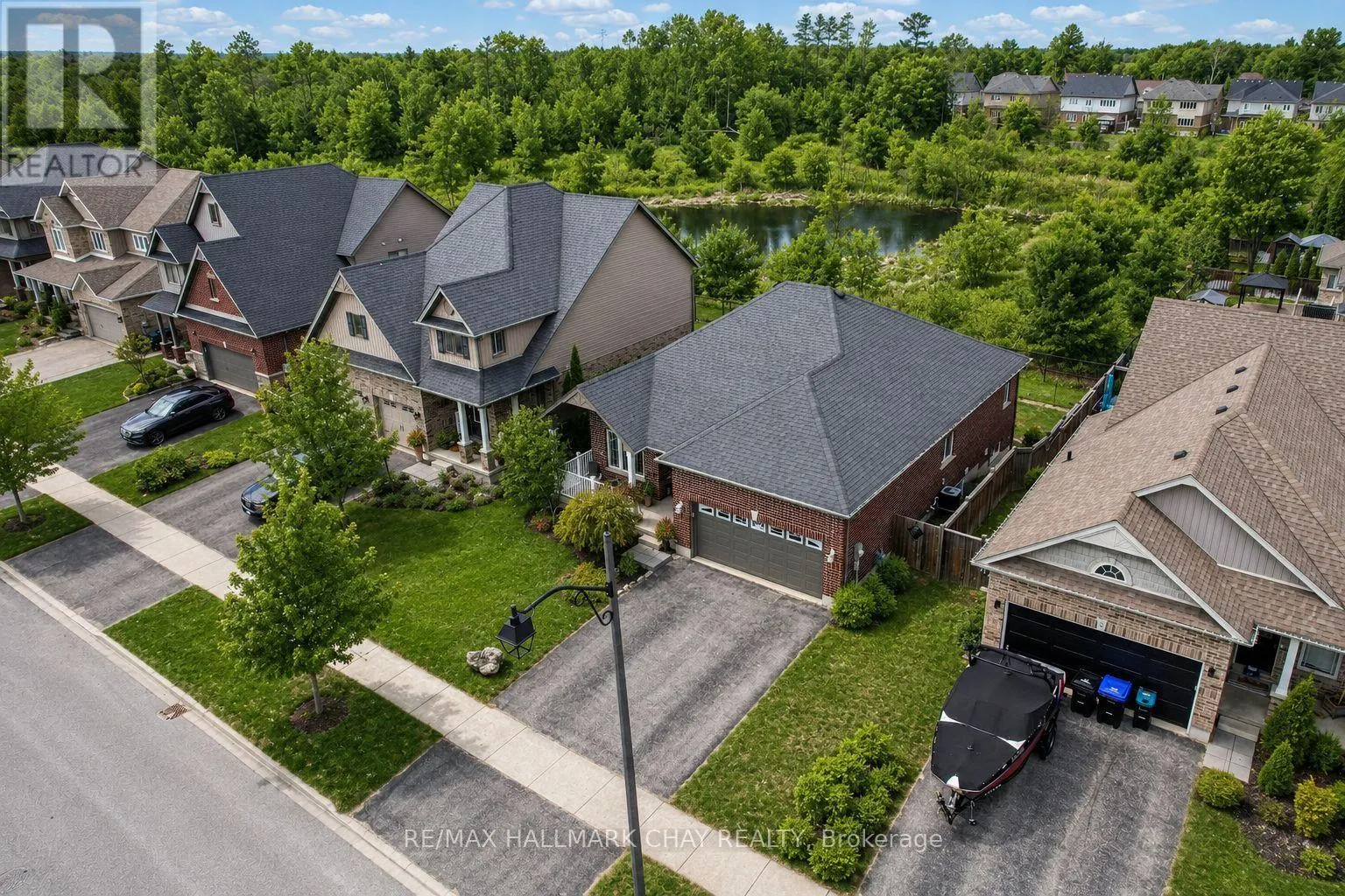 60 BROWNLEY LANE