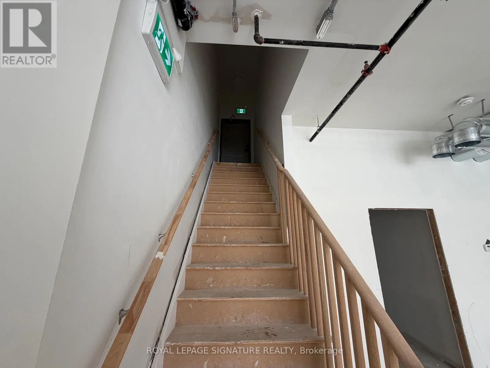 3 - 220 DISSETTE STREET