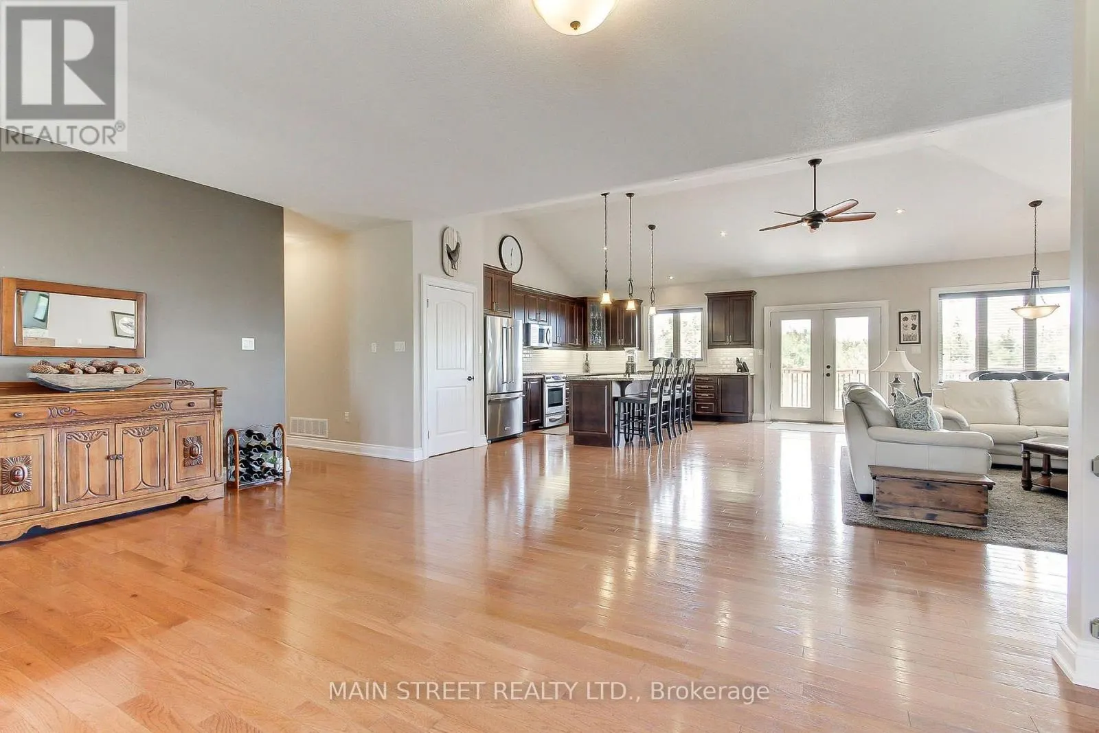 13 BROLLEY CRESCENT