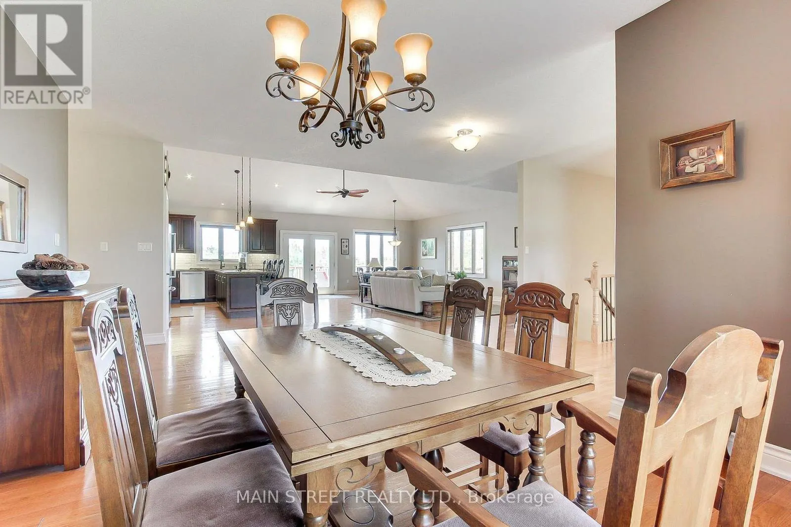13 BROLLEY CRESCENT