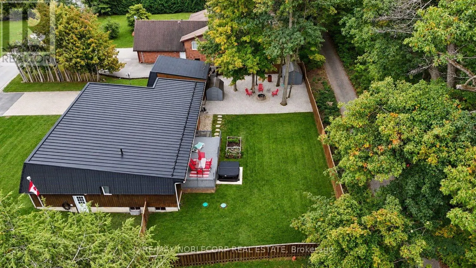 3914 ROSEMARY LANE