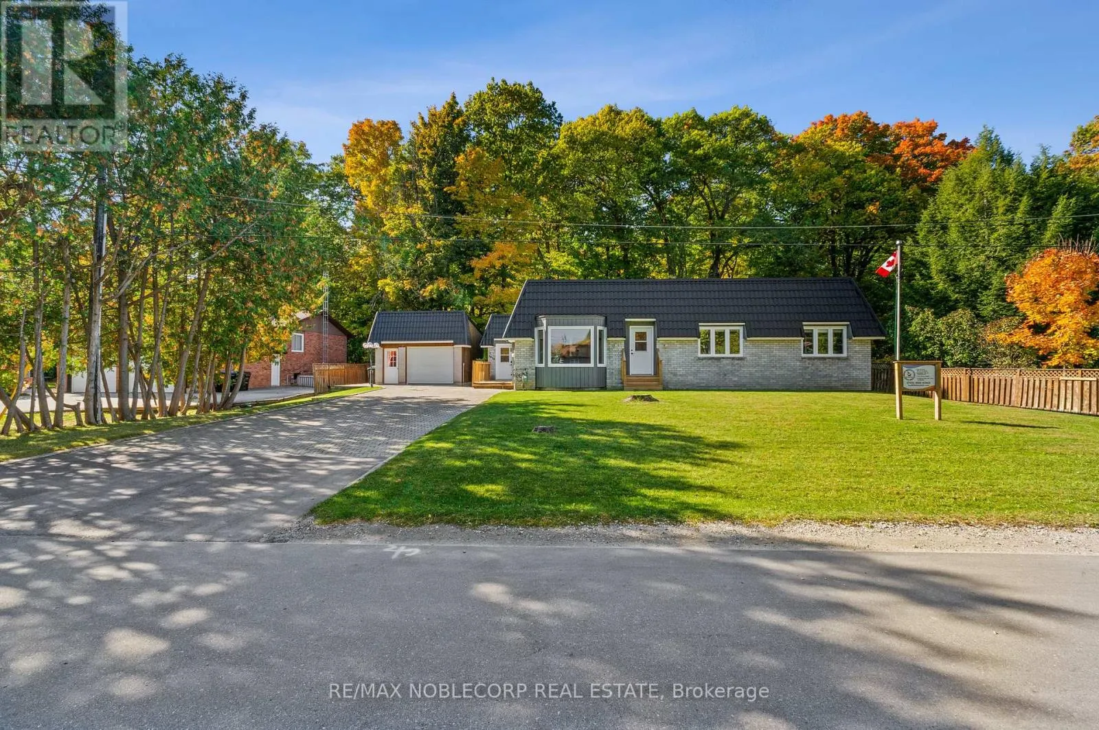 3914 ROSEMARY LANE