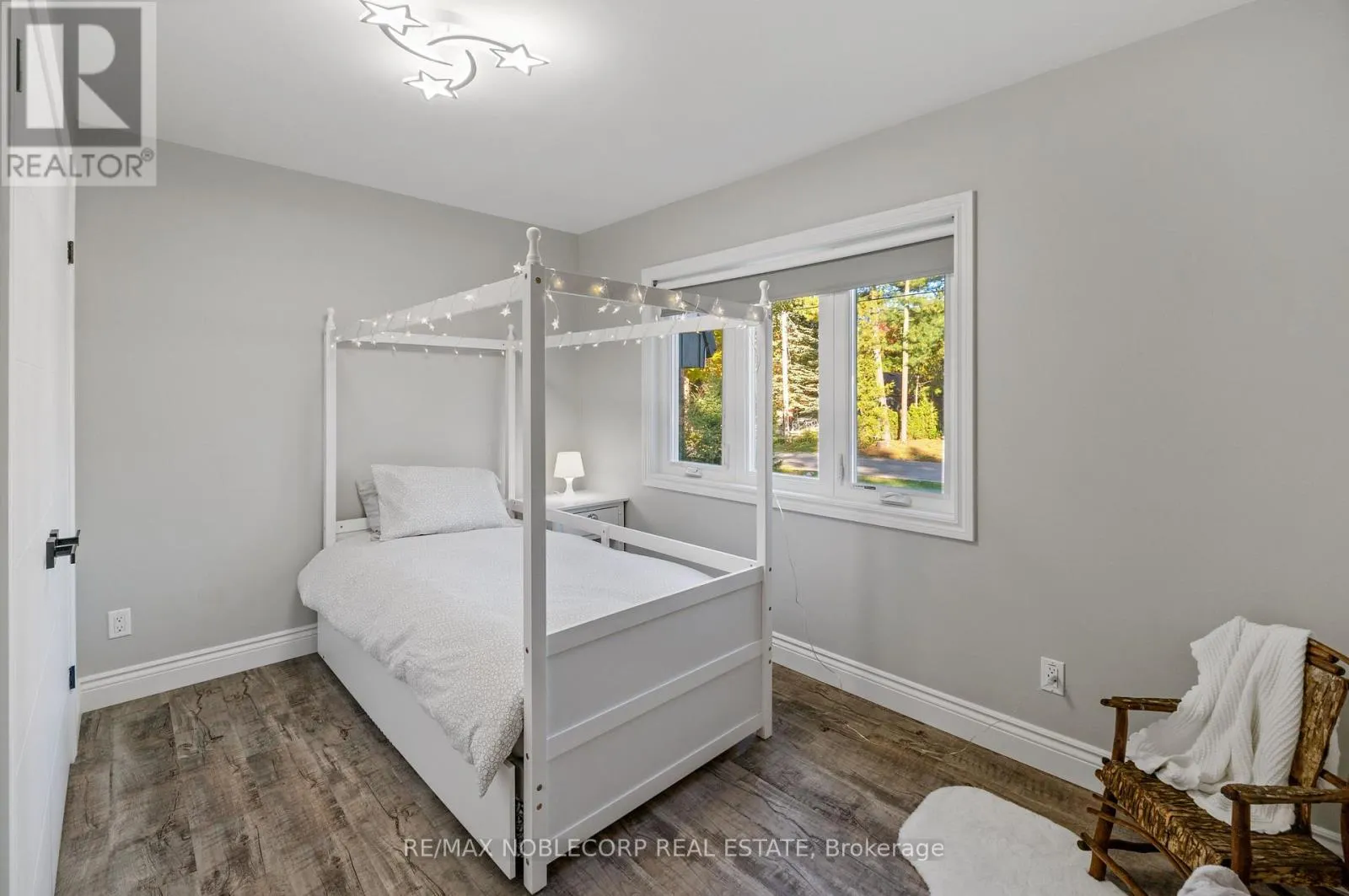 3914 ROSEMARY LANE