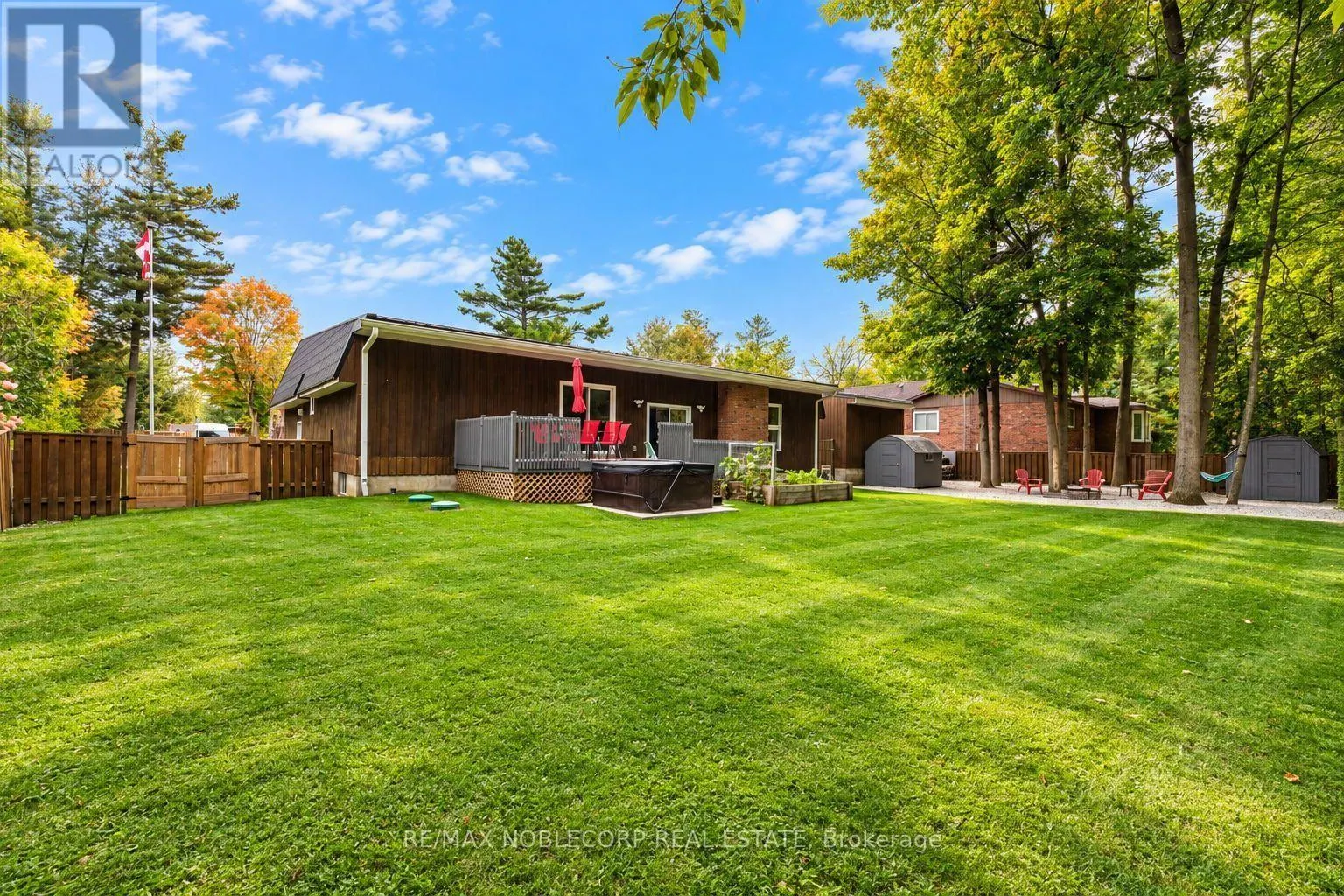 3914 ROSEMARY LANE
