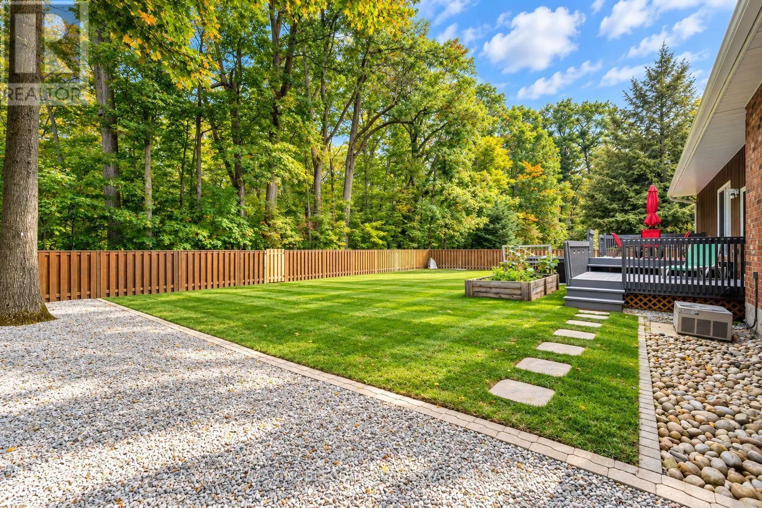 3914 ROSEMARY LANE