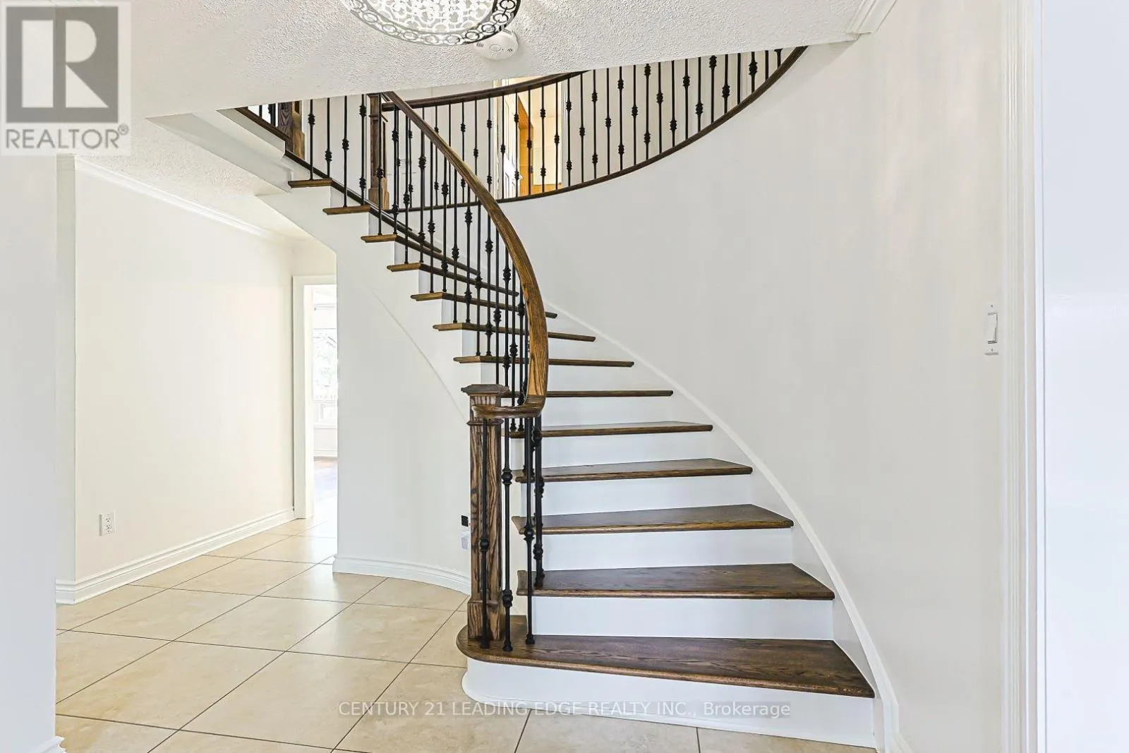 21 MCQUAID COURT