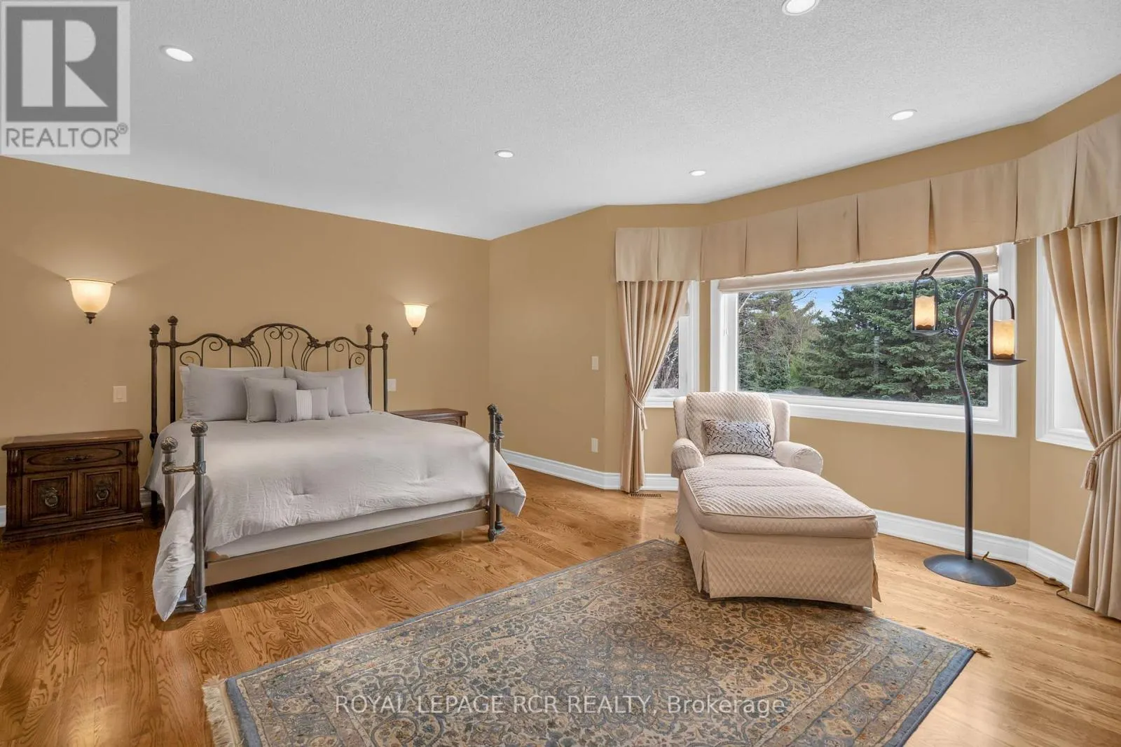 70 ENGLISH DAISY COURT