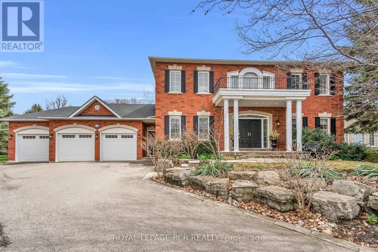 70 ENGLISH DAISY COURT