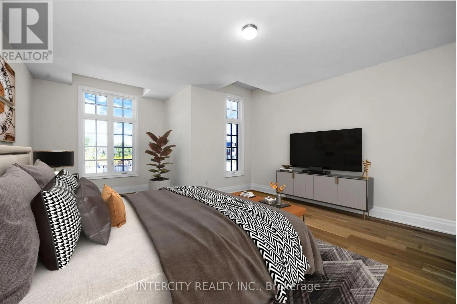33 GIANVITO CRESCENT