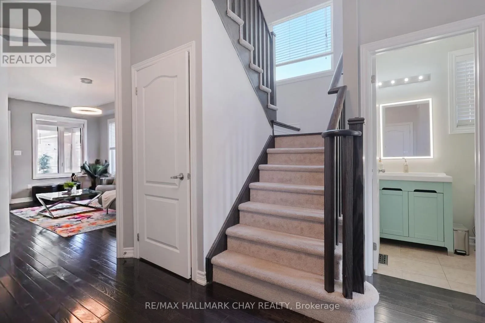 2199 DAWSON CRESCENT