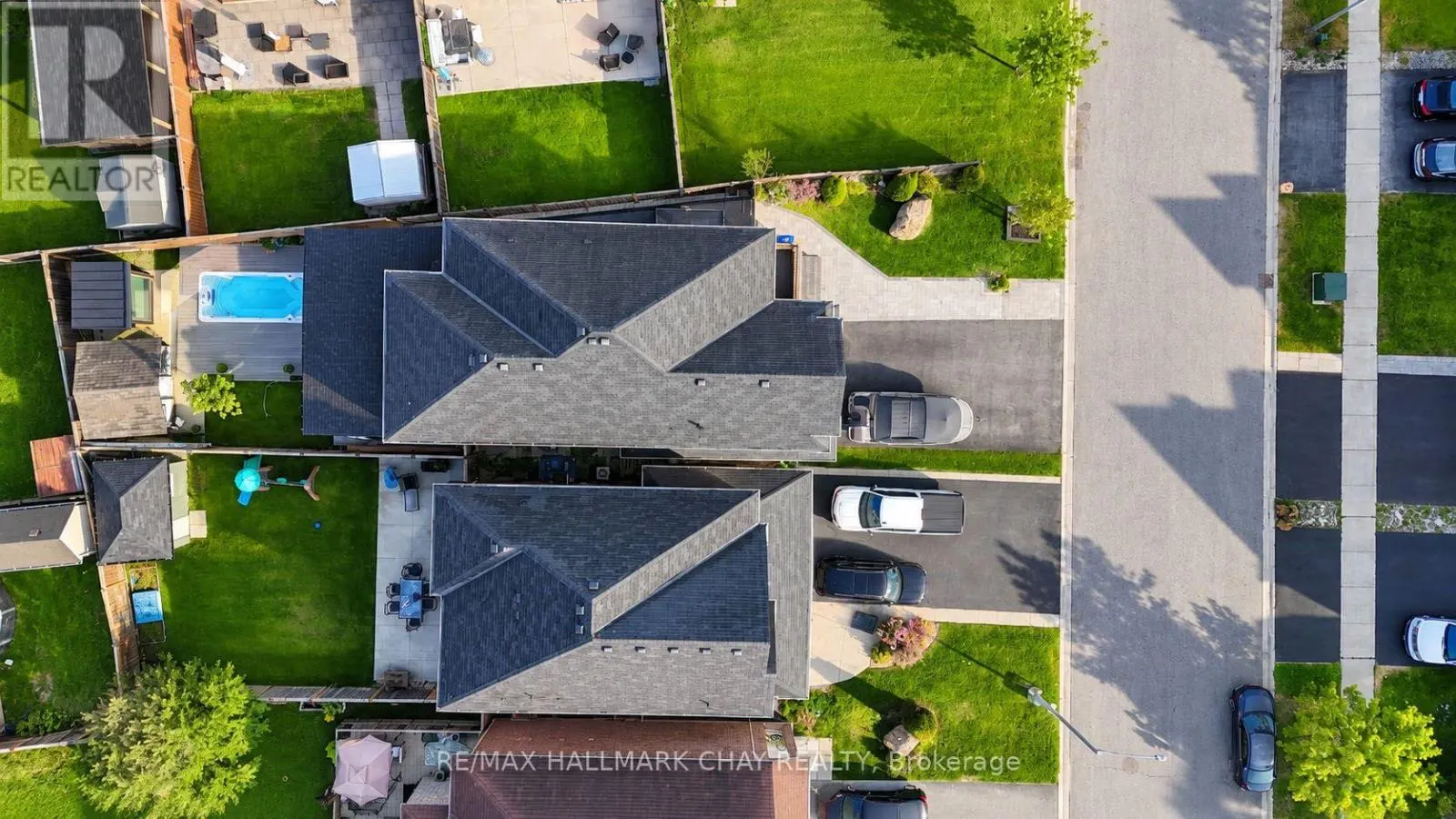 2199 DAWSON CRESCENT