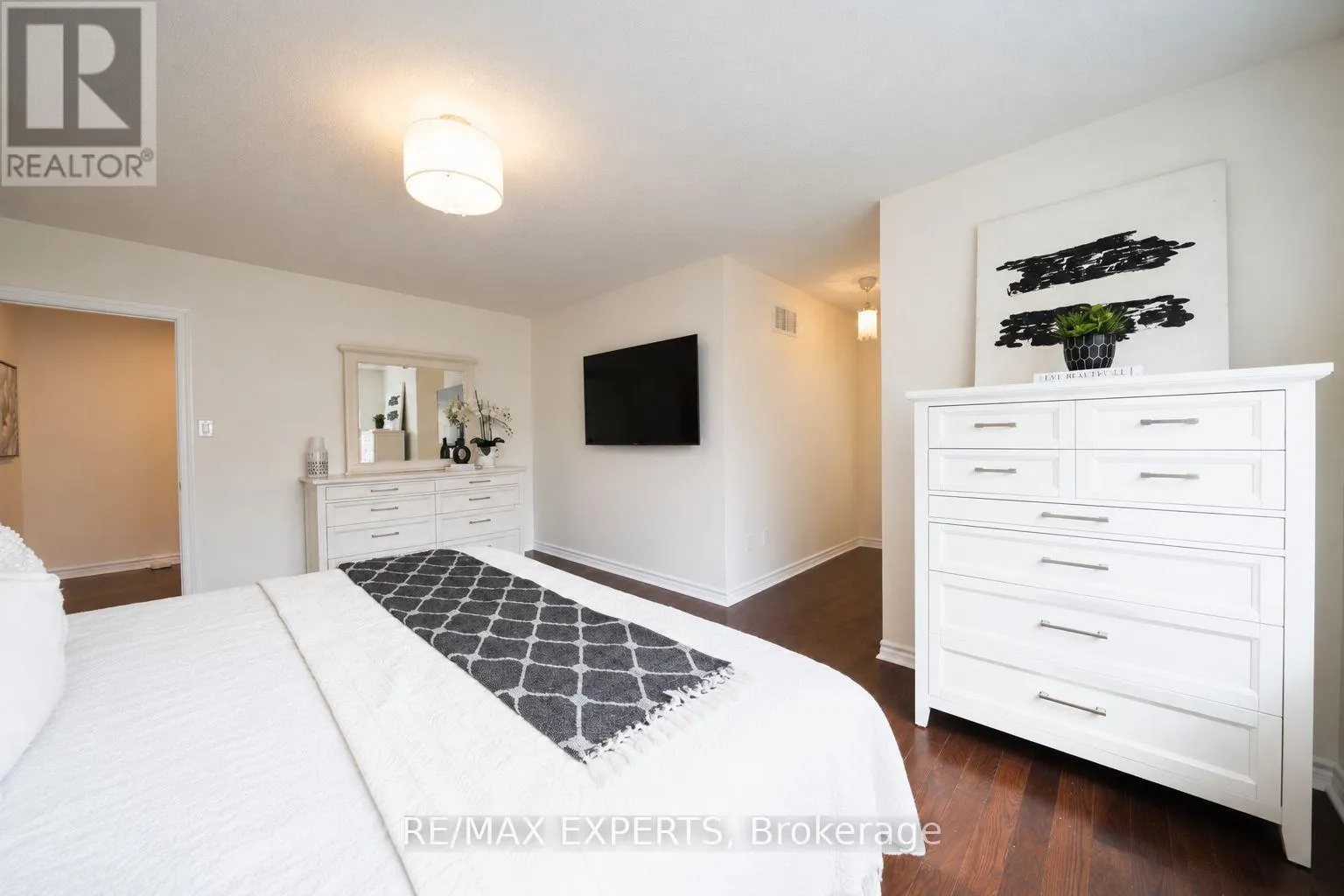 53 BRAITH CRESCENT