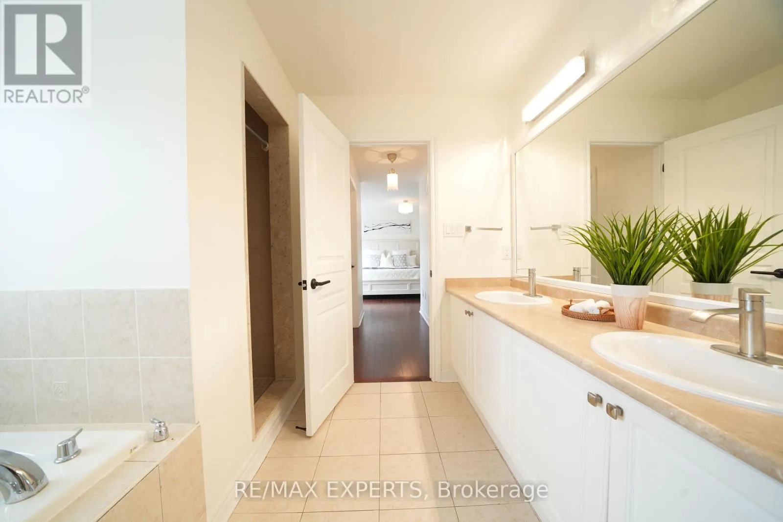 53 BRAITH CRESCENT