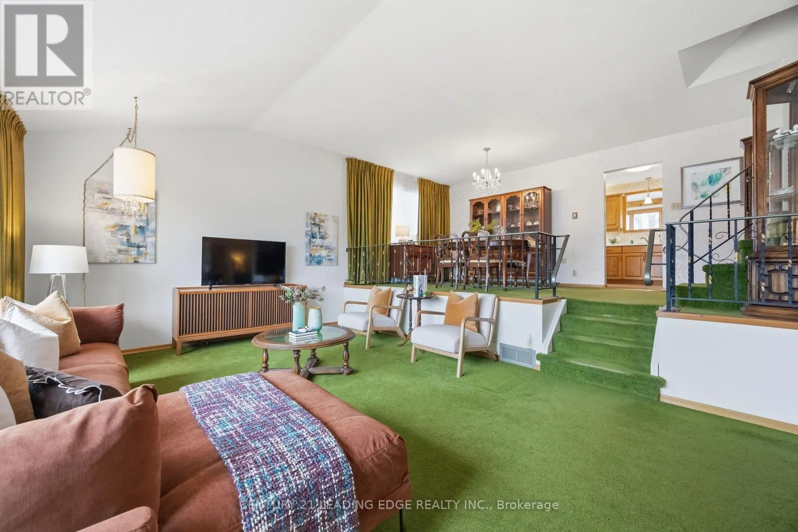 72 BEAVER RIDGE DRIVE
