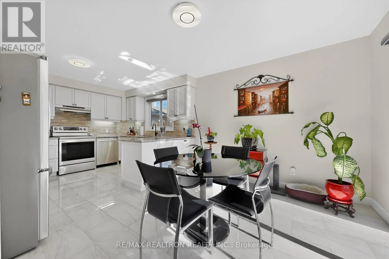 3 EARLS COURT