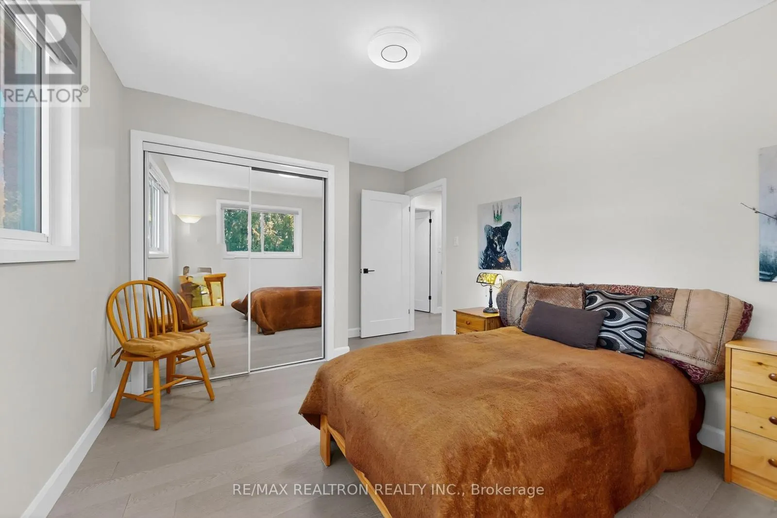 3 EARLS COURT