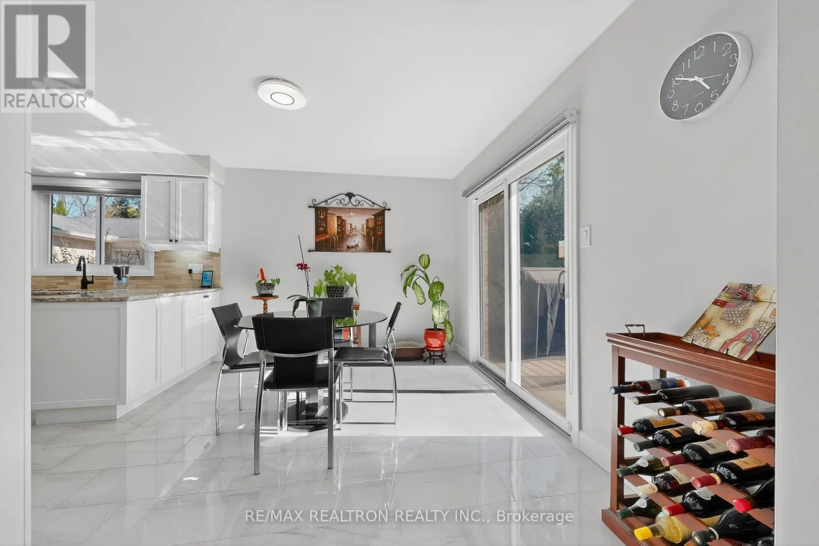 3 EARLS COURT