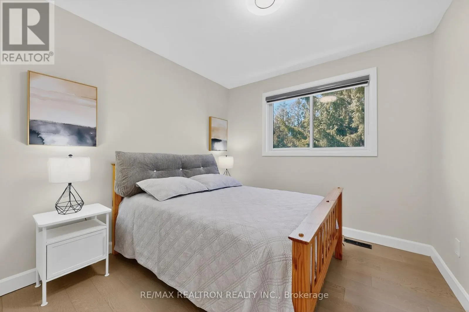 3 EARLS COURT