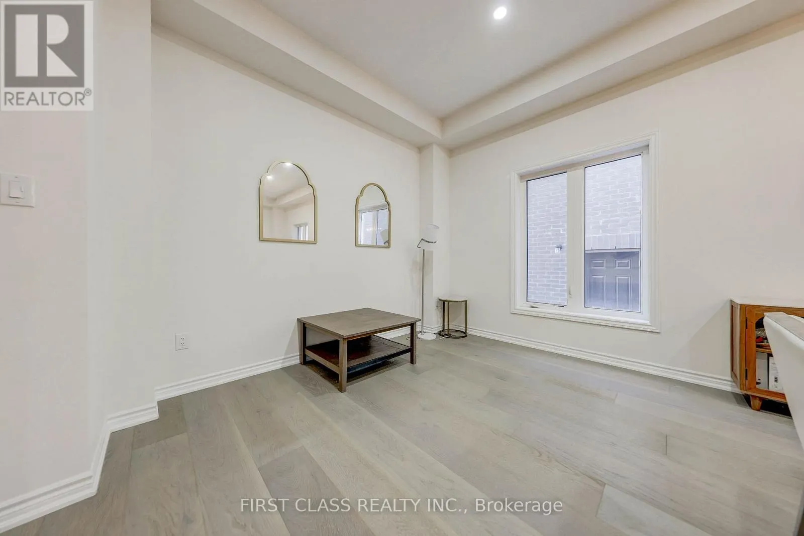 7 CRANLEY ROAD