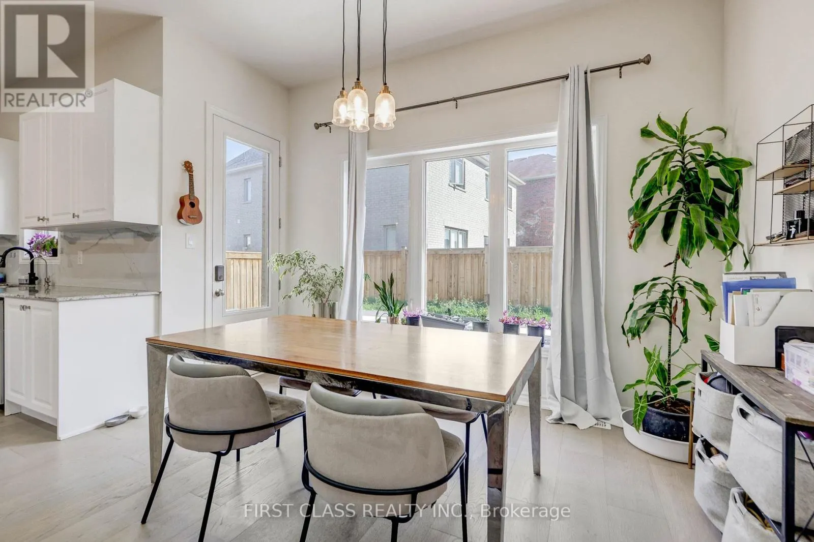 7 CRANLEY ROAD