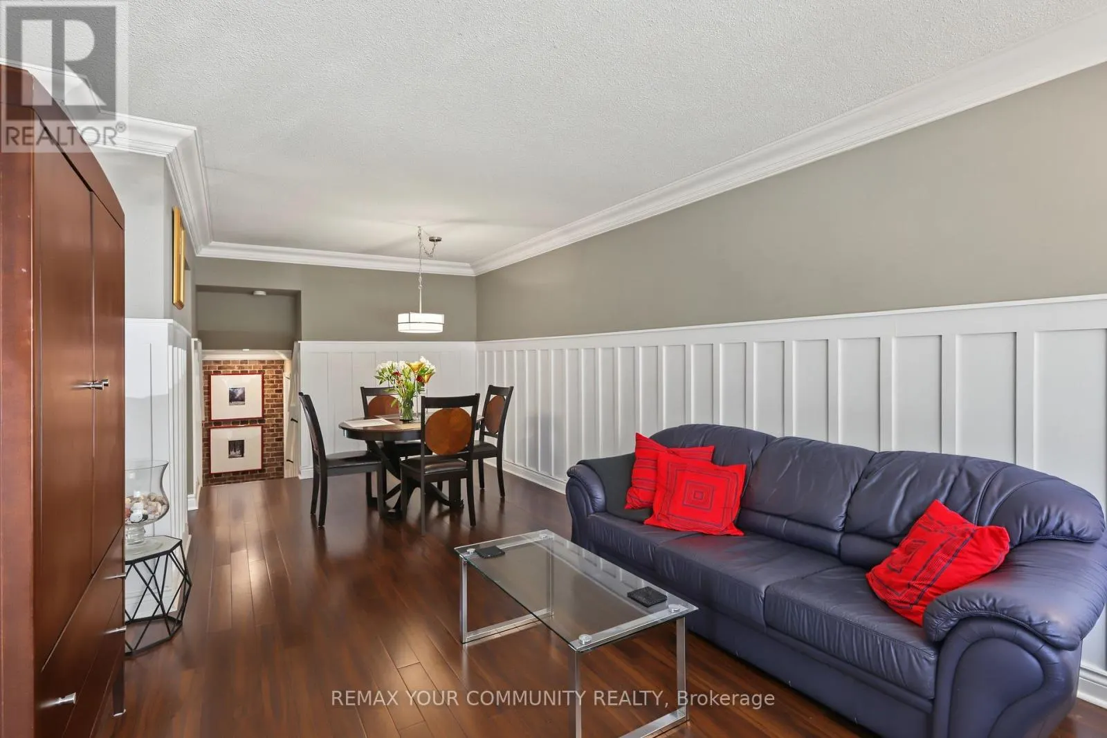 33 MCDONALD DRIVE