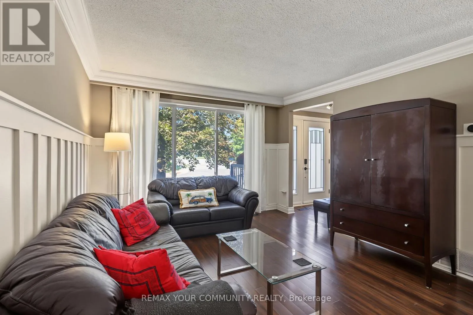 33 MCDONALD DRIVE