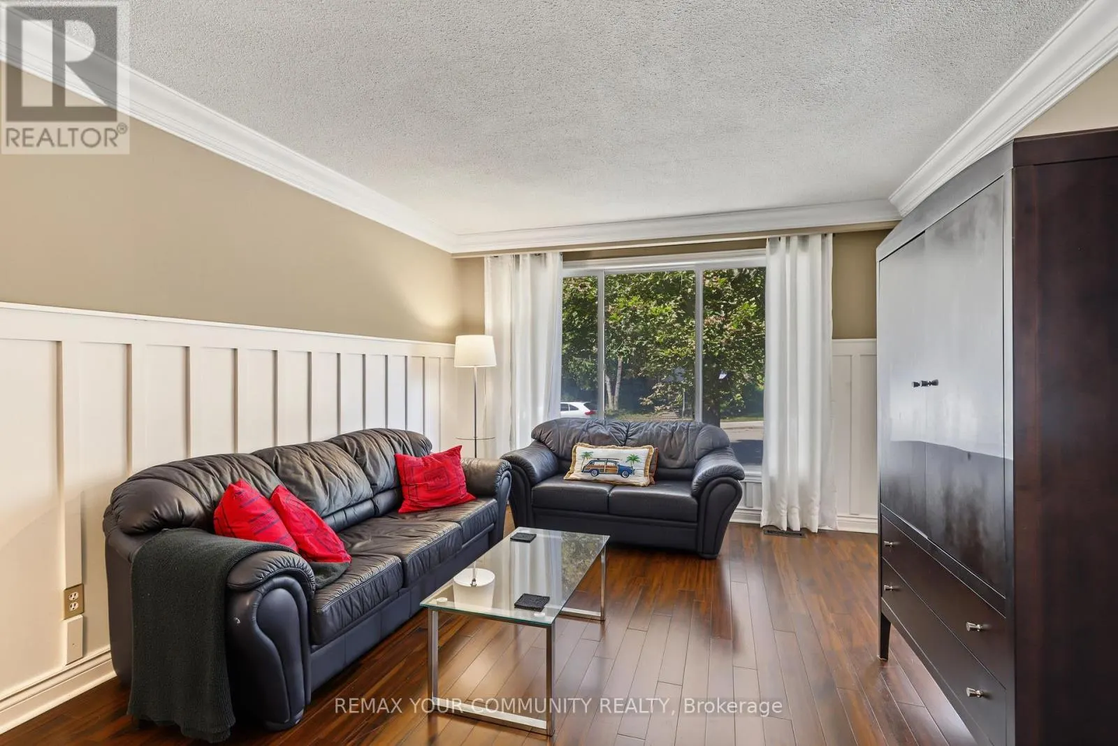 33 MCDONALD DRIVE