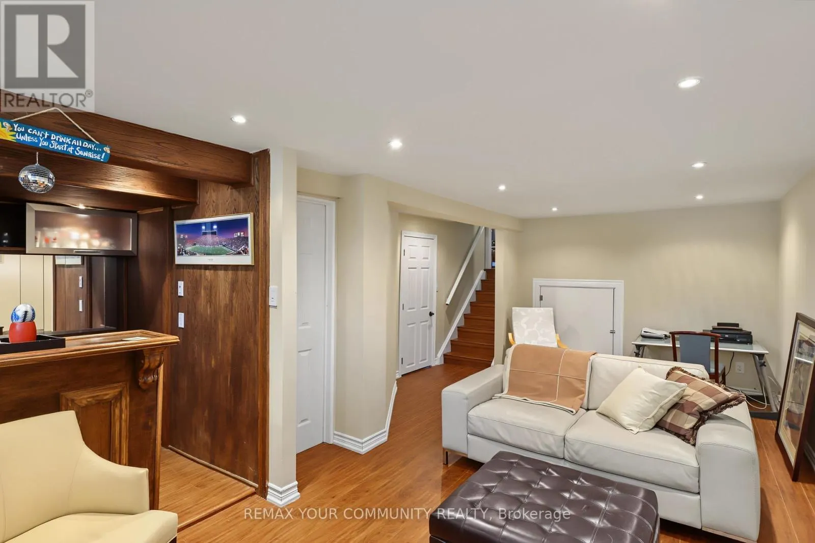 33 MCDONALD DRIVE