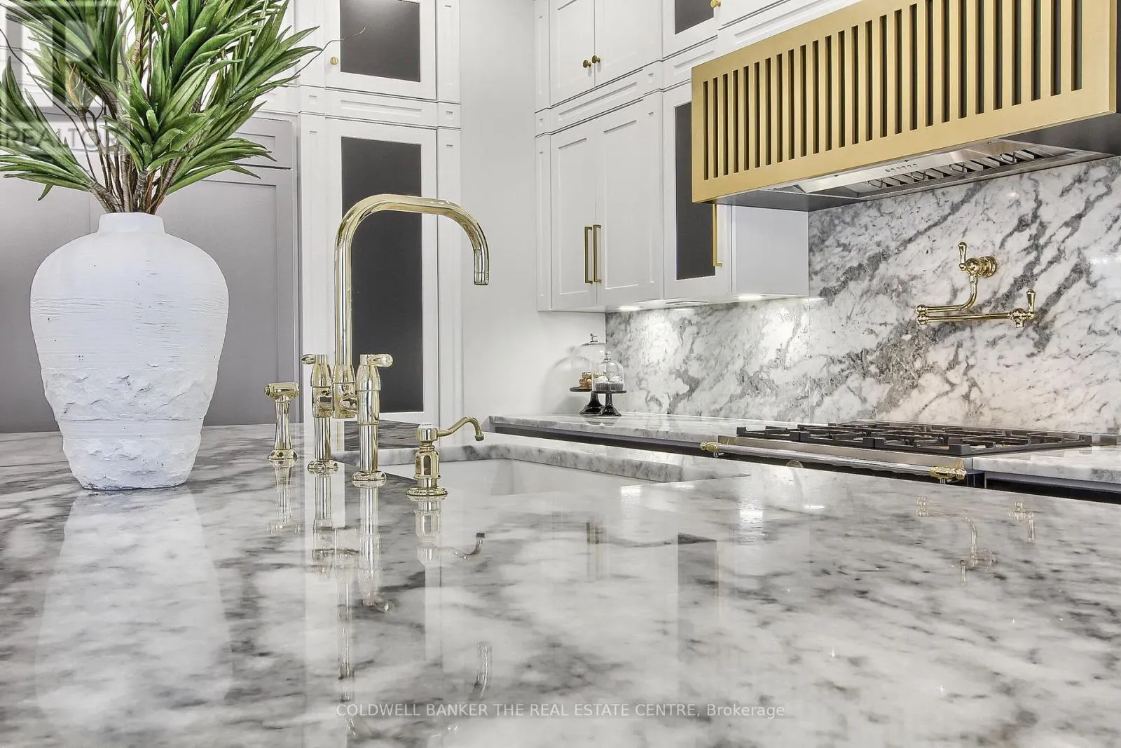 92 MAPLE FIELDS CIRCLE
