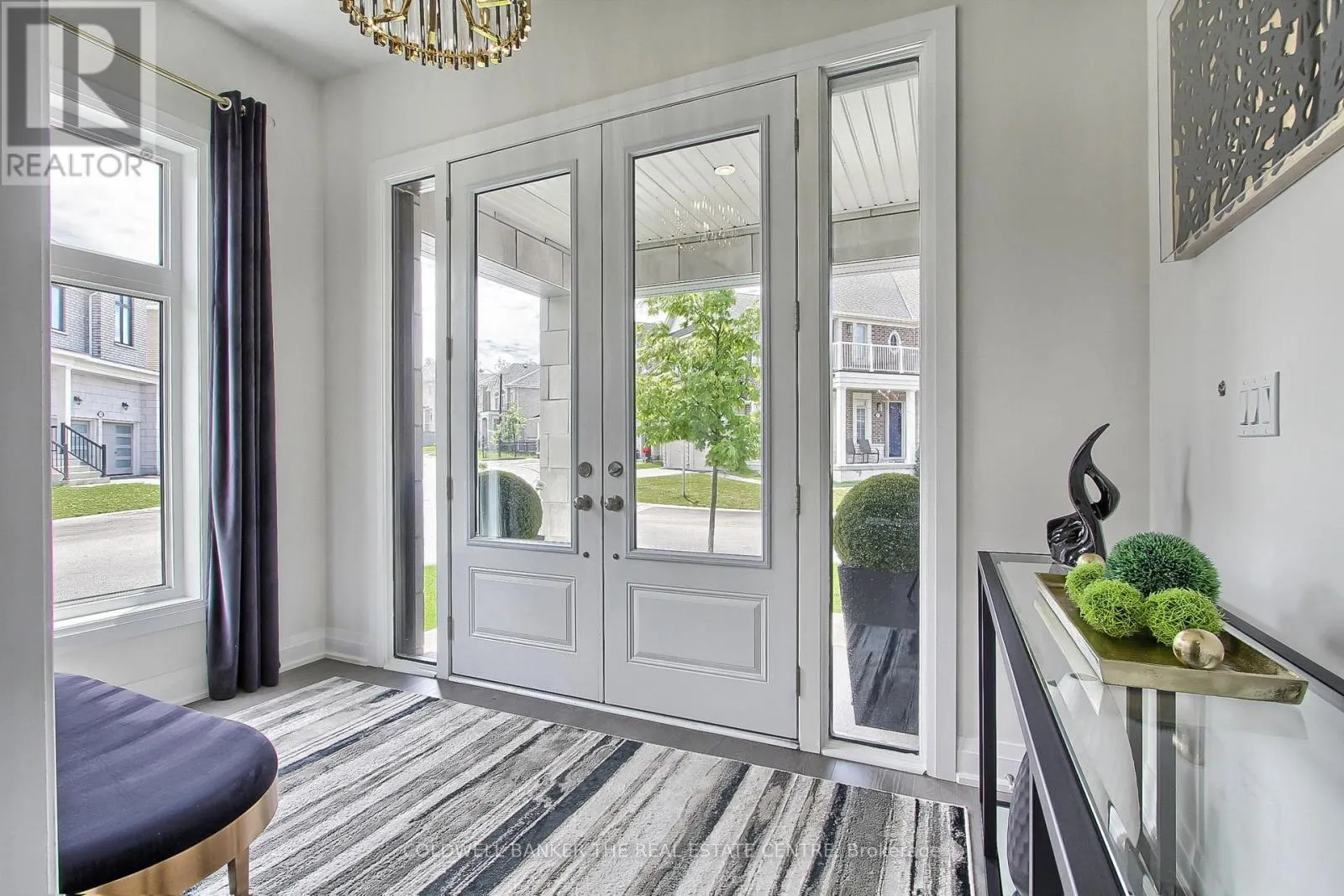 92 MAPLE FIELDS CIRCLE