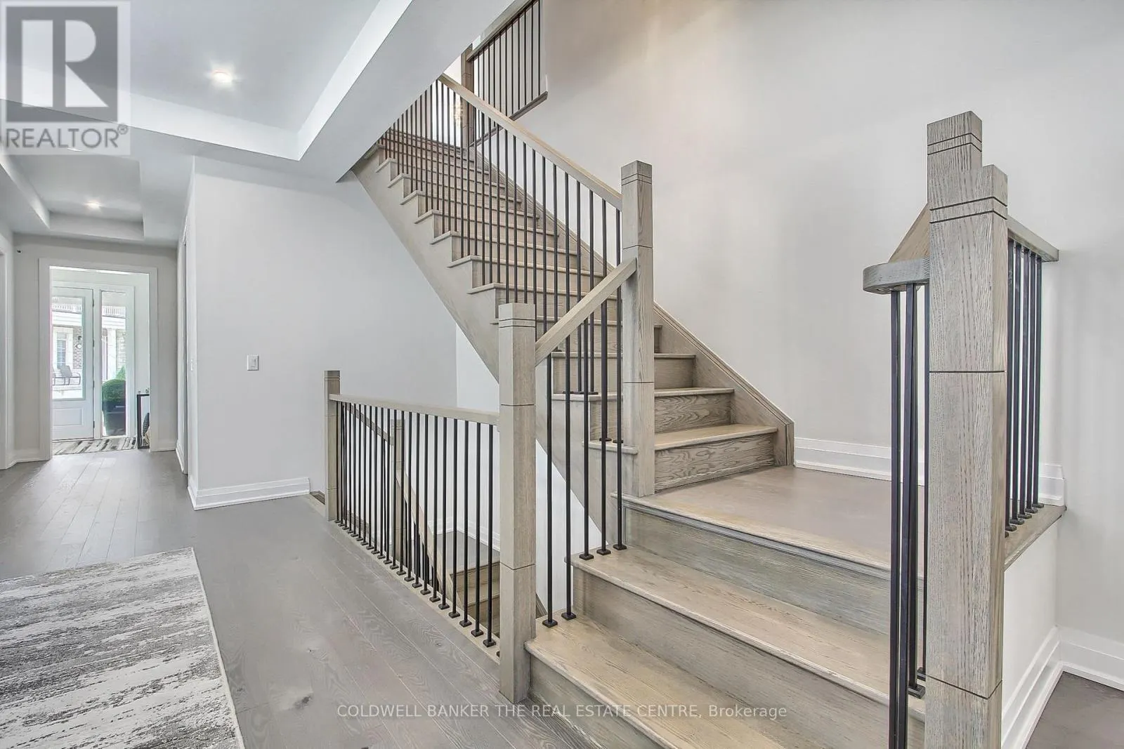92 MAPLE FIELDS CIRCLE