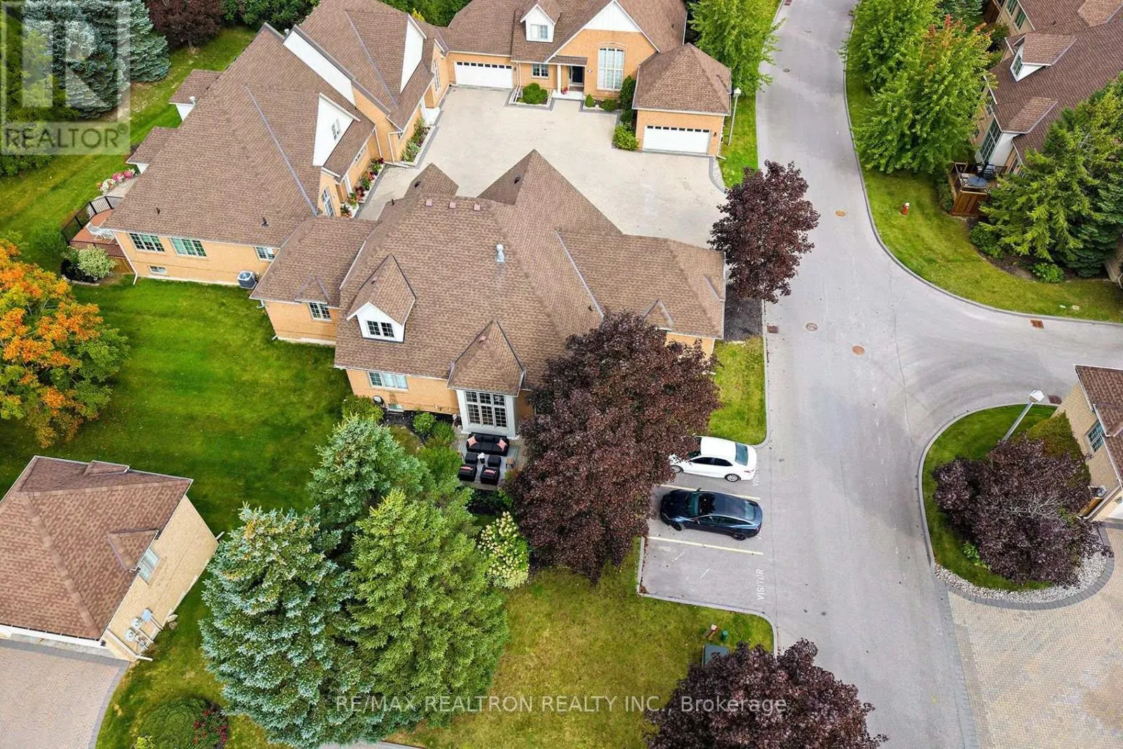 412 FALCONWOOD HOLLOW