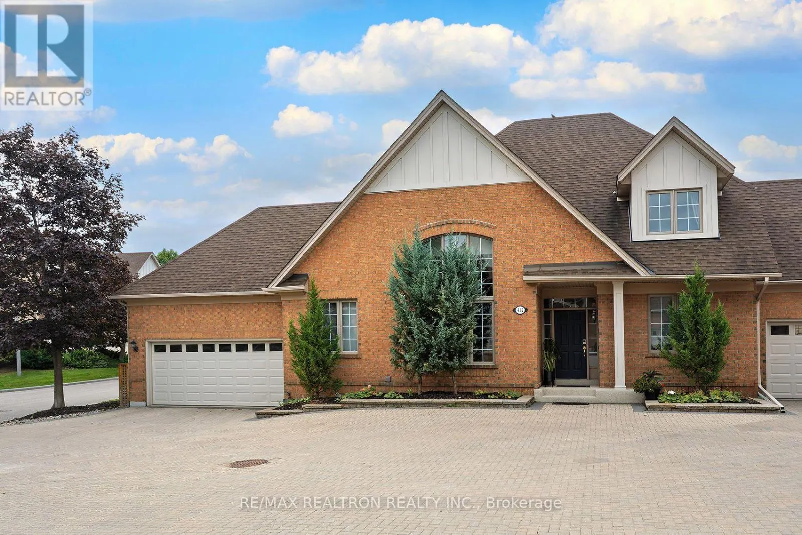 412 FALCONWOOD HOLLOW