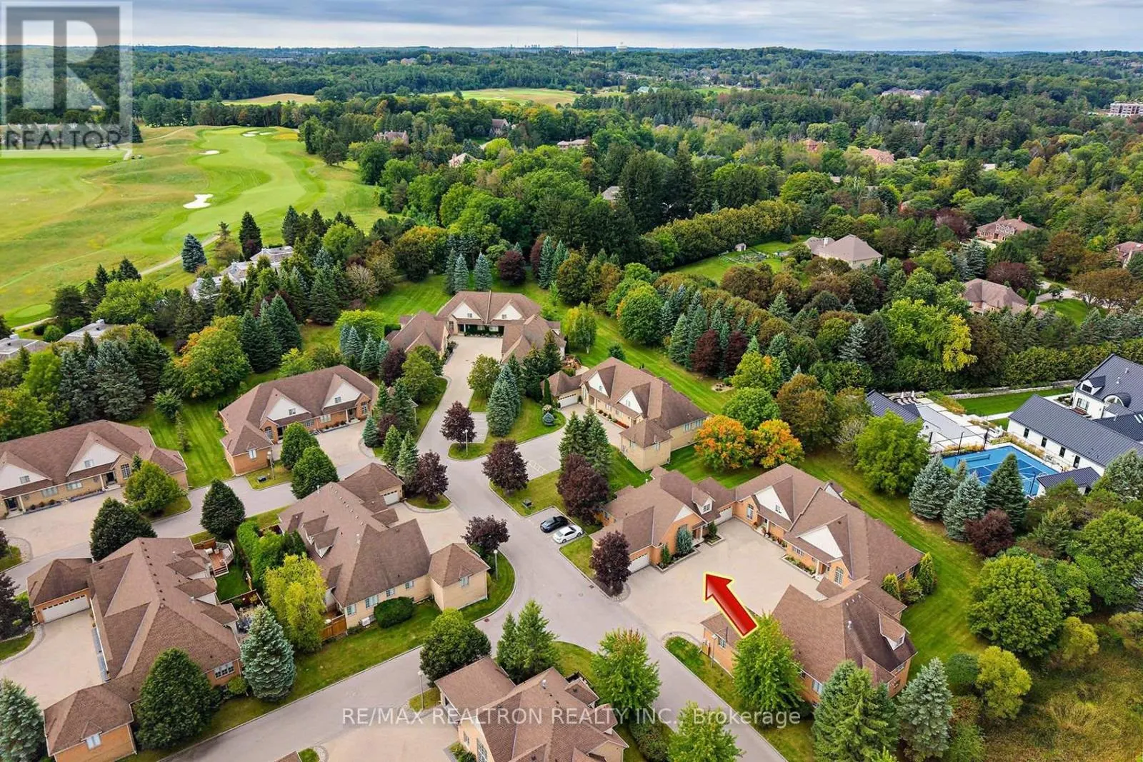 412 FALCONWOOD HOLLOW
