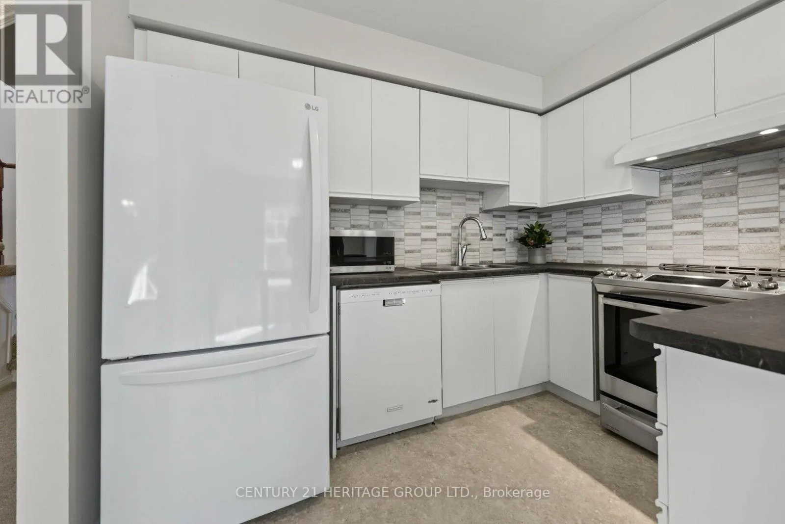 39 HARMONY CIRCLE